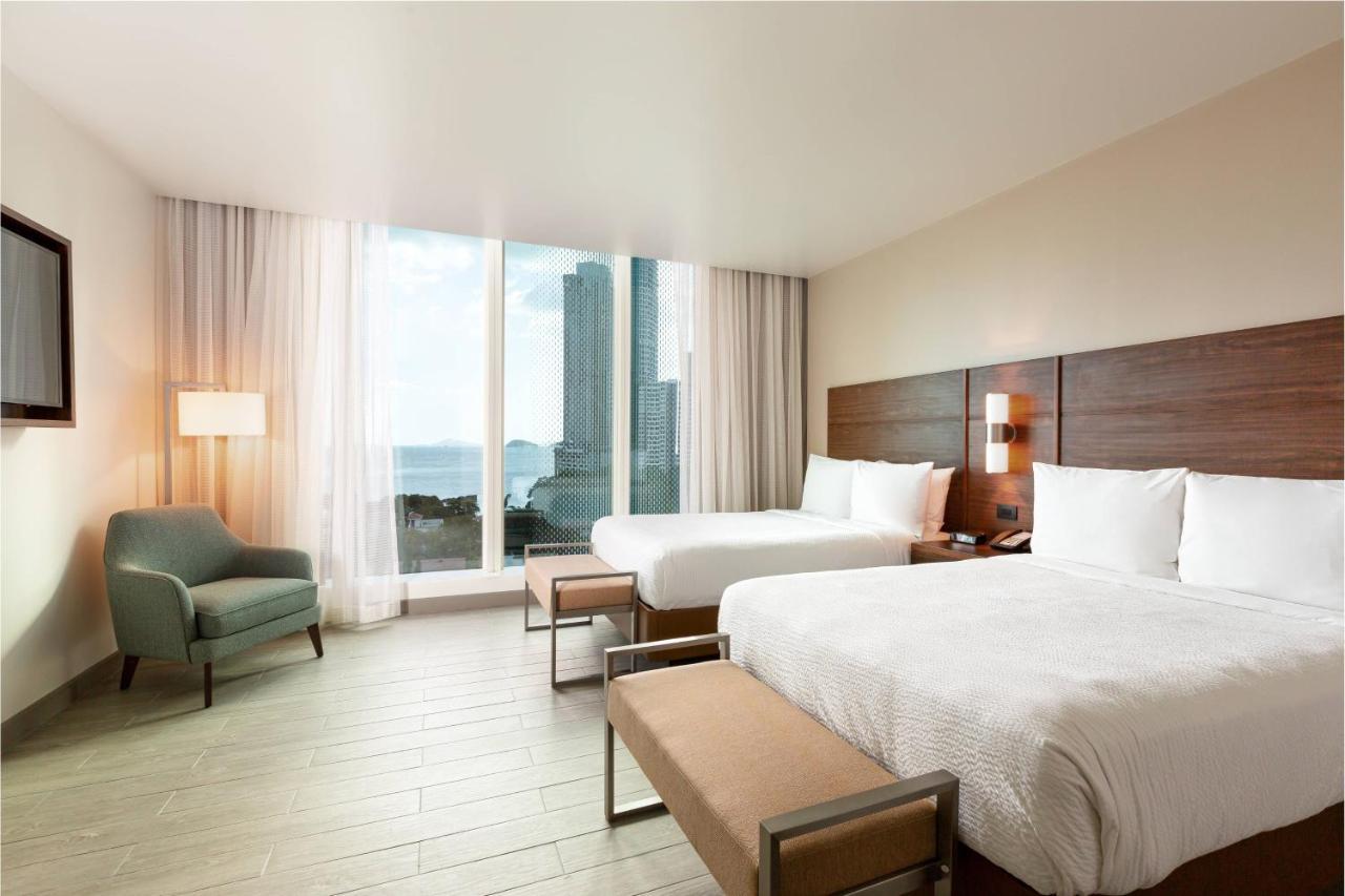 Residence Inn By Marriott Panama City Cidade do Panamá Exterior foto
