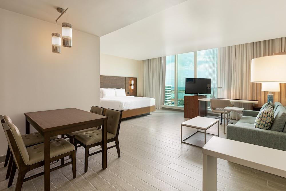 Residence Inn By Marriott Panama City Cidade do Panamá Exterior foto